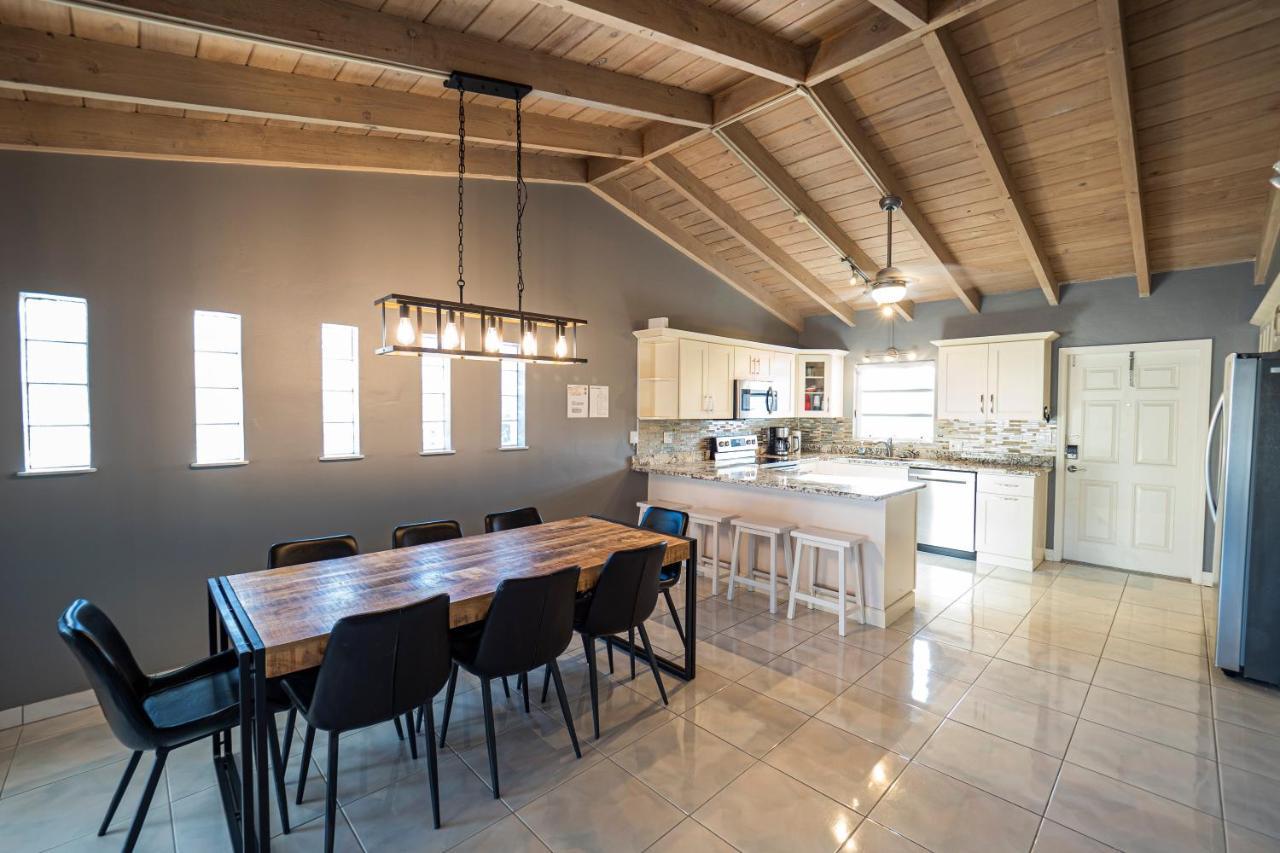 Newly Renovated 3Br2Ba Duplex With Private Dock Villa Key Colony Beach Eksteriør billede