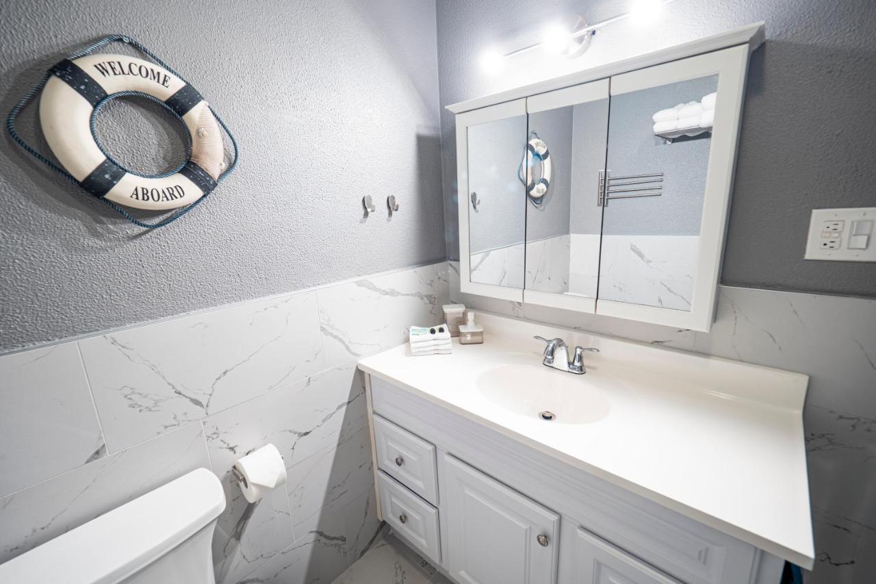 Newly Renovated 3Br2Ba Duplex With Private Dock Villa Key Colony Beach Eksteriør billede