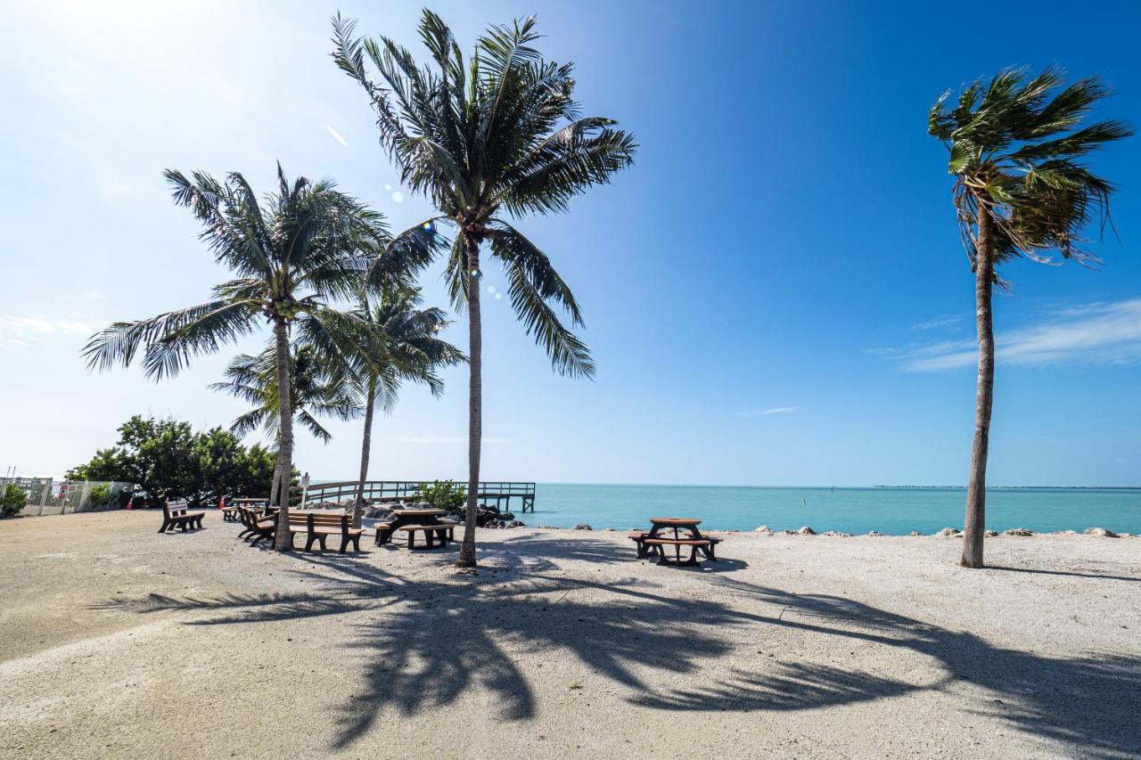 Newly Renovated 3Br2Ba Duplex With Private Dock Villa Key Colony Beach Eksteriør billede