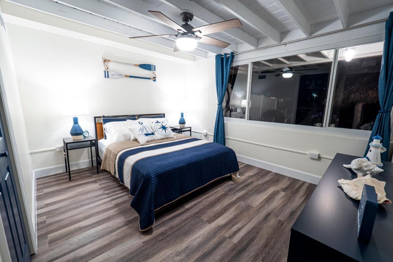 Newly Renovated 3Br2Ba Duplex With Private Dock Villa Key Colony Beach Eksteriør billede